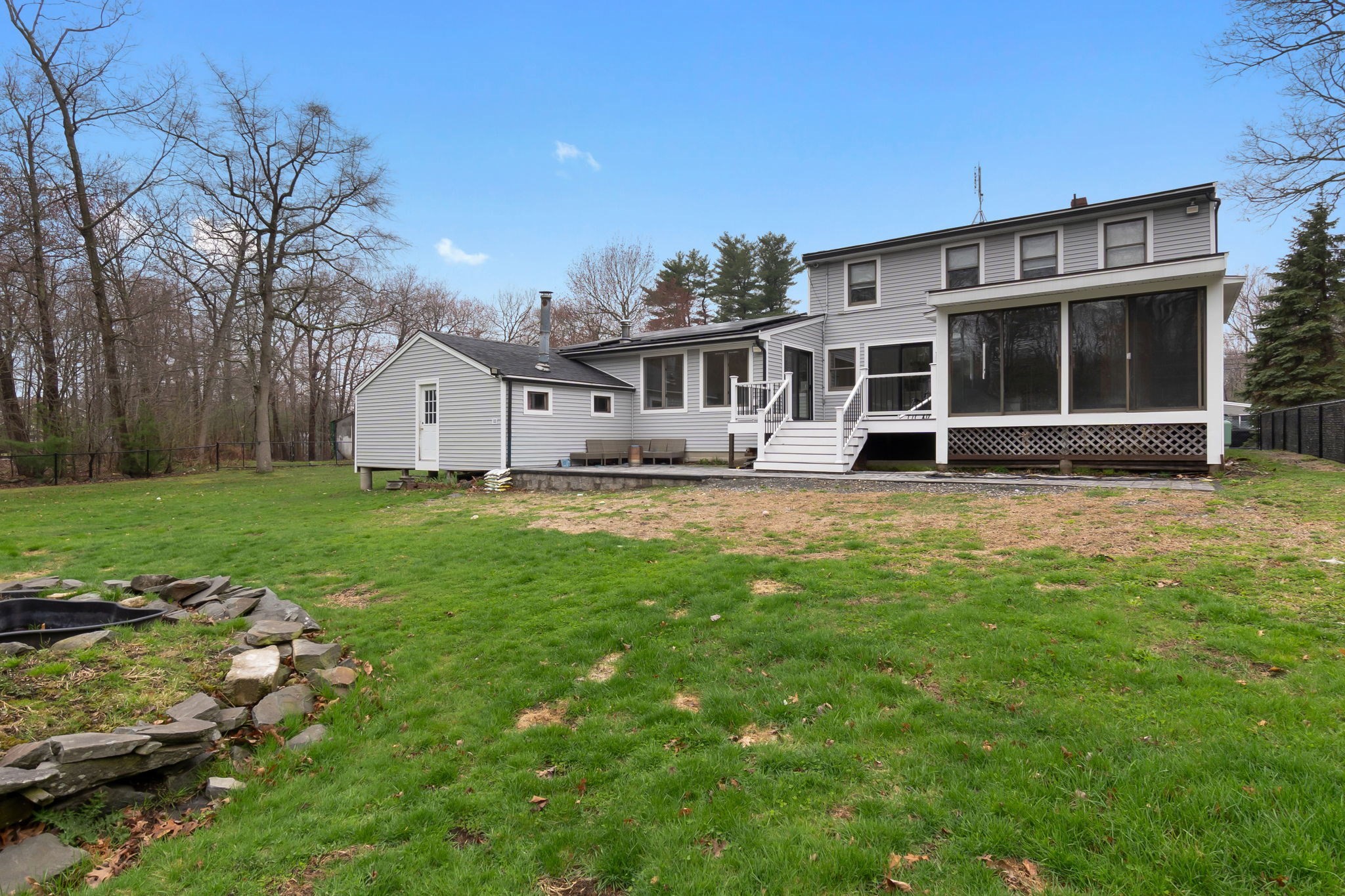 54 Rabbit Rd