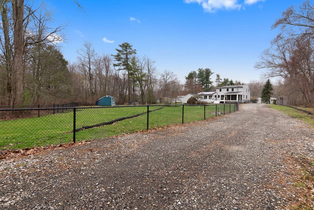 54 Rabbit Rd