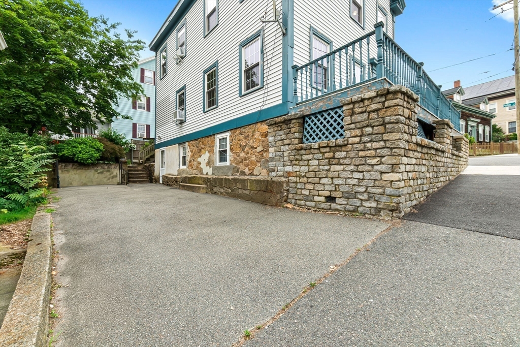 28 Grove St