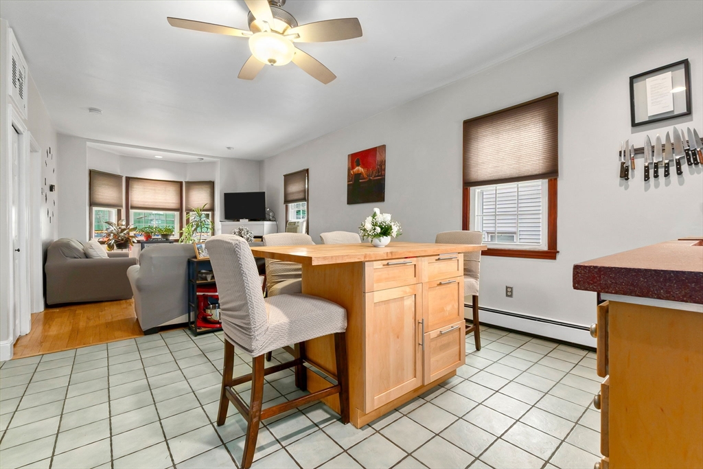 23 Chestnut St # 3L