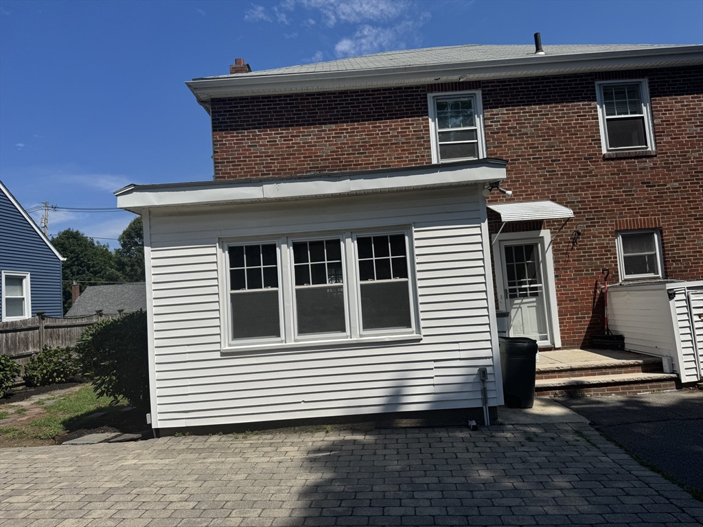 322 Lowell St # 0