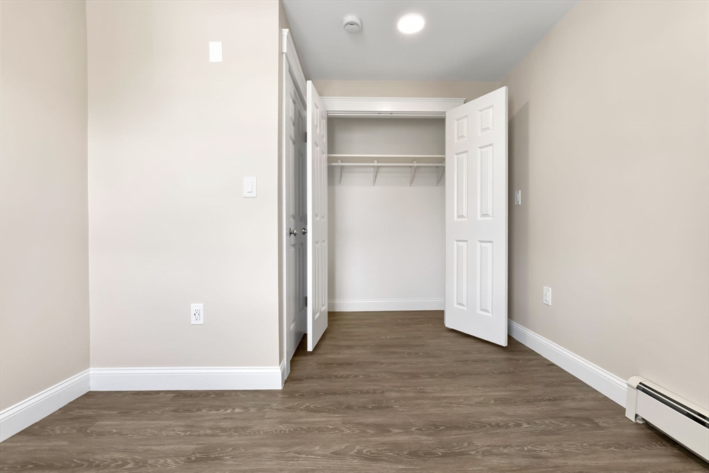 28 Poplar St # 9