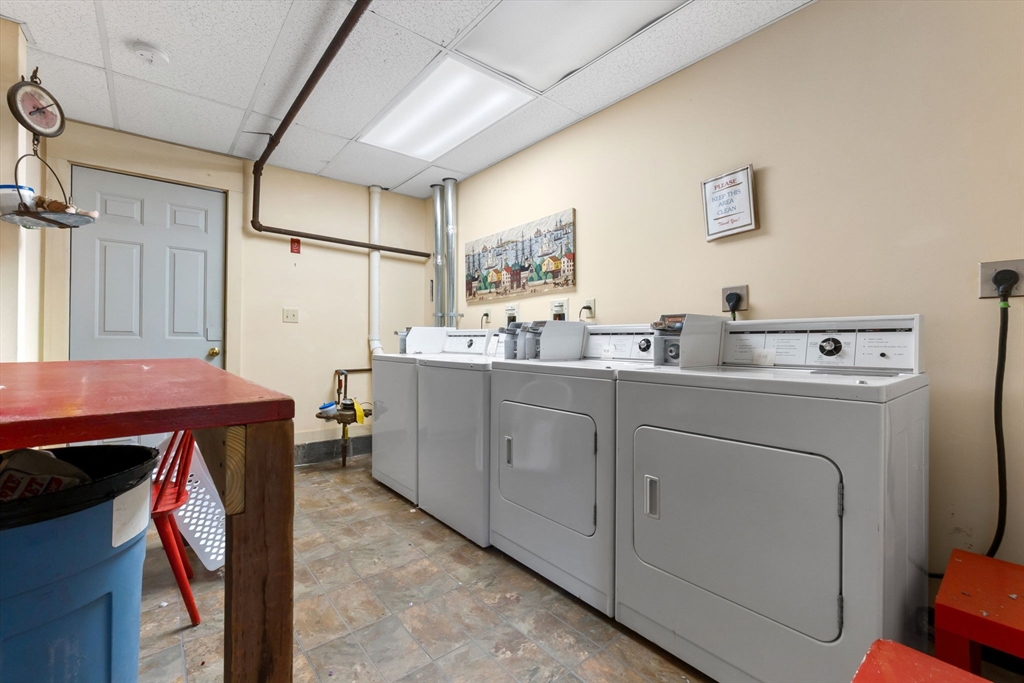 28 Poplar St # 9
