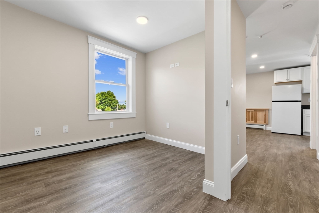 28 Poplar St # 9