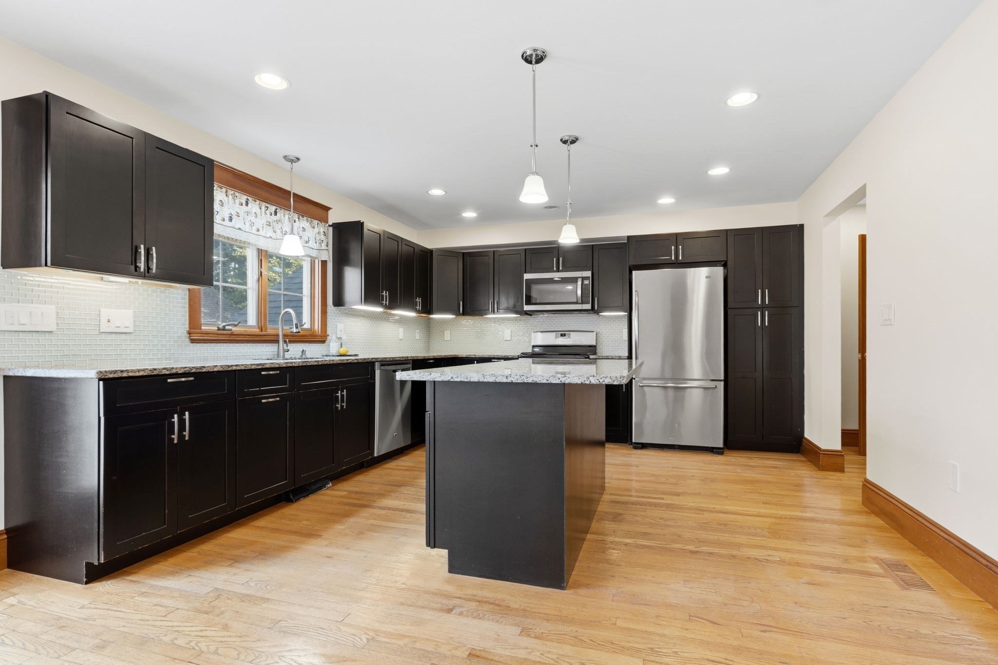 12 Cherry St # 4