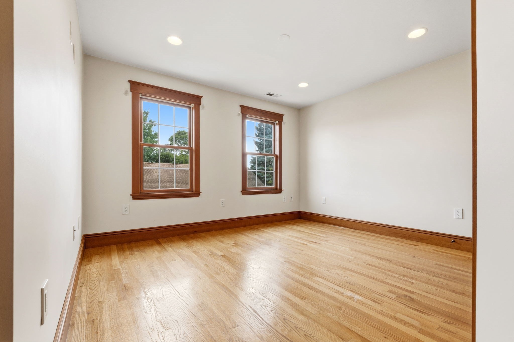 12 Cherry St # 4