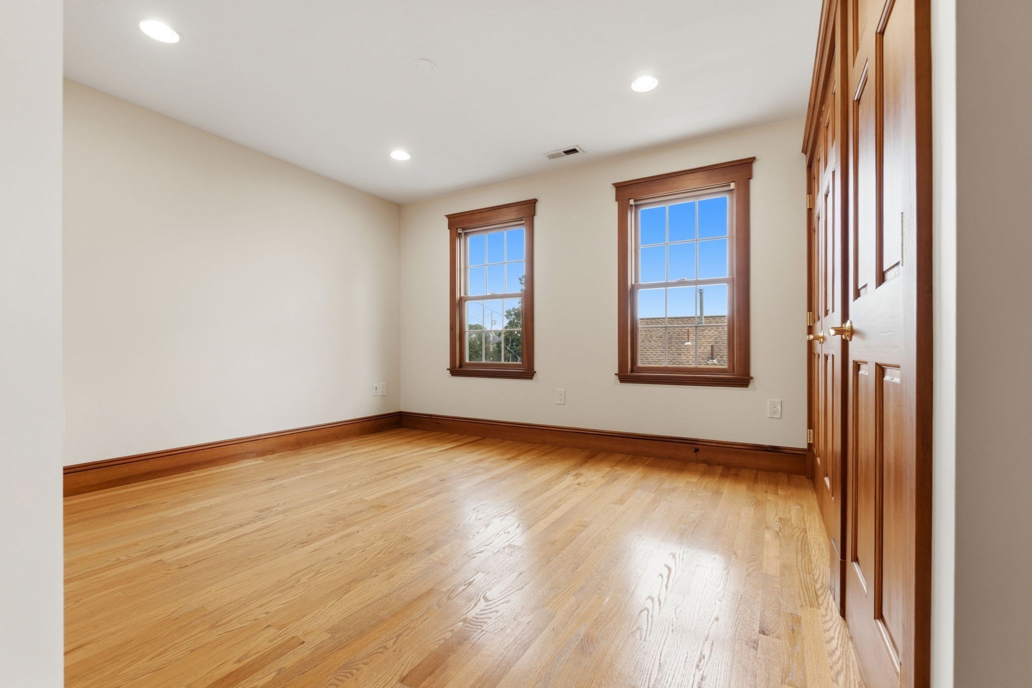 12 Cherry St # 4