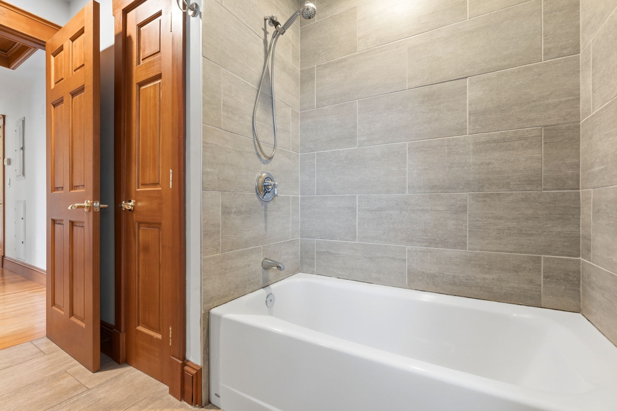 12 Cherry St # 4