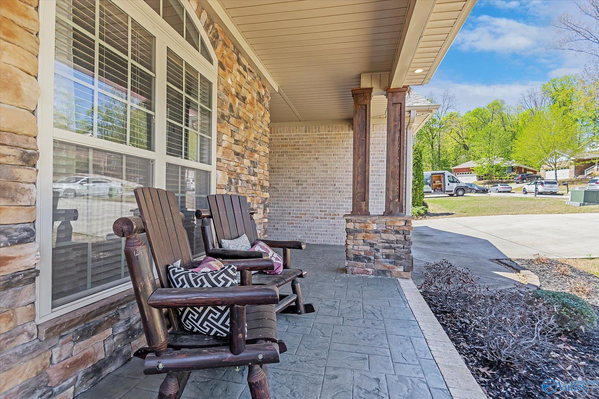 6802 Breyerton Way SE