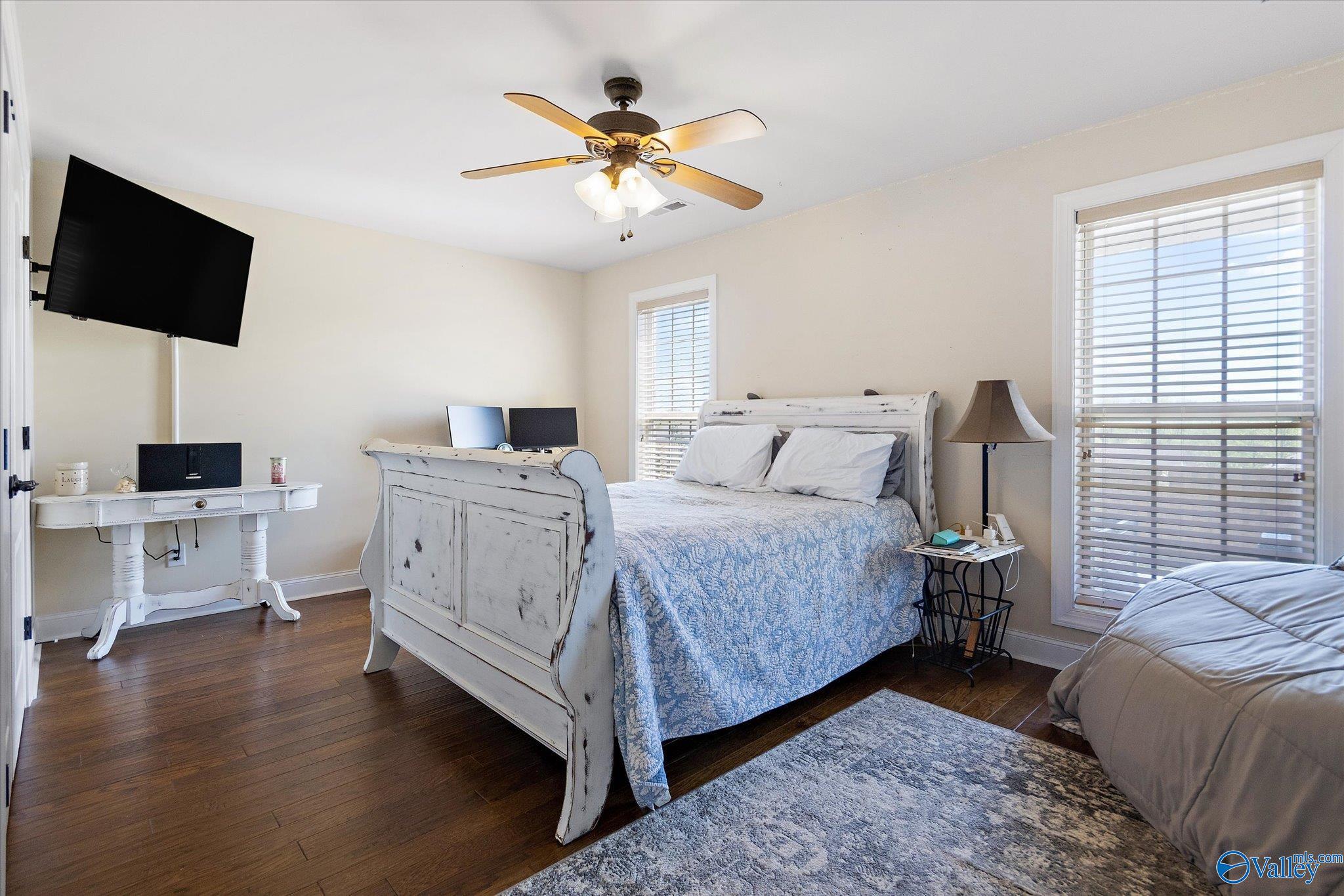 6802 Breyerton Way SE