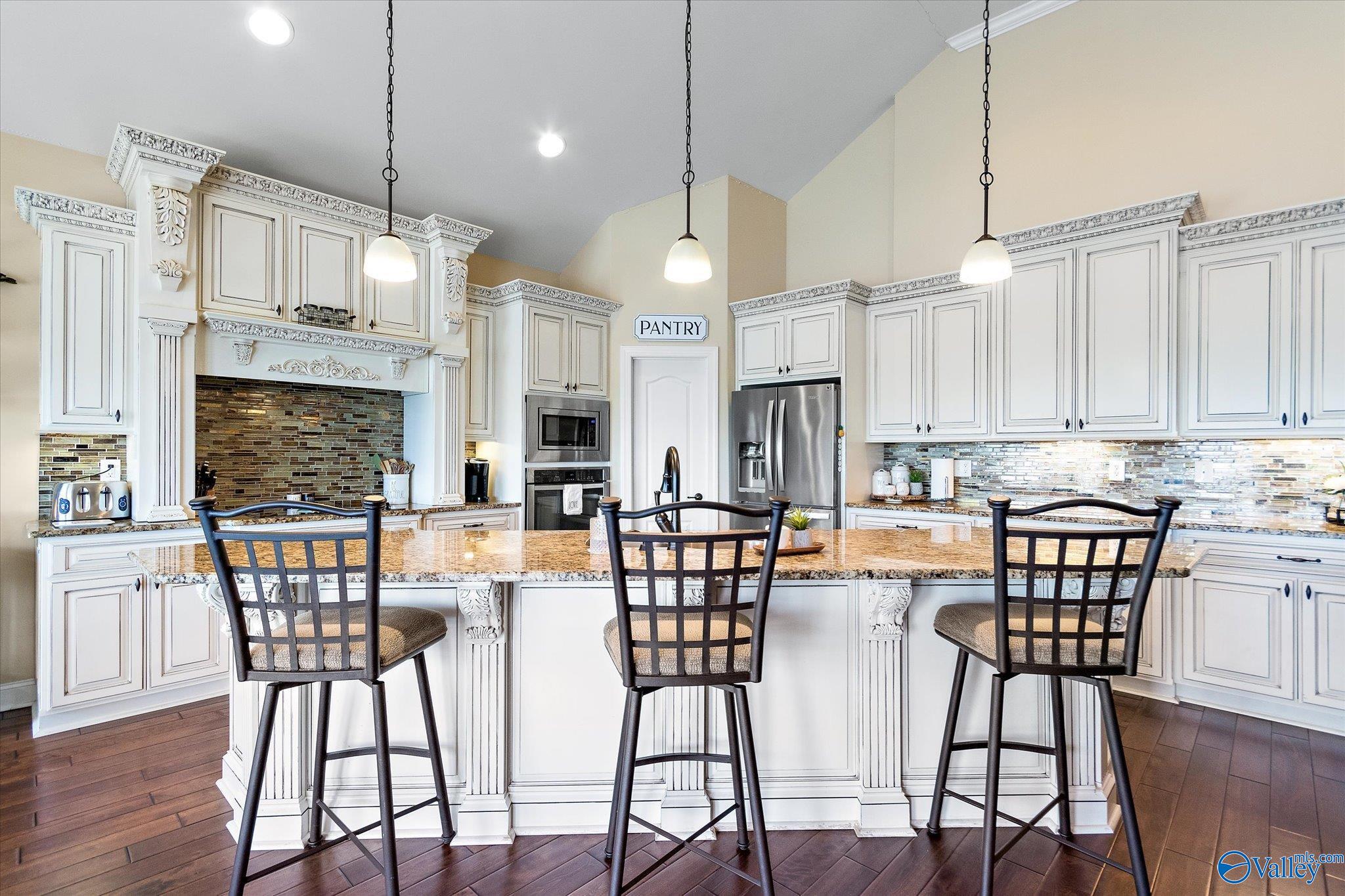 6802 Breyerton Way SE