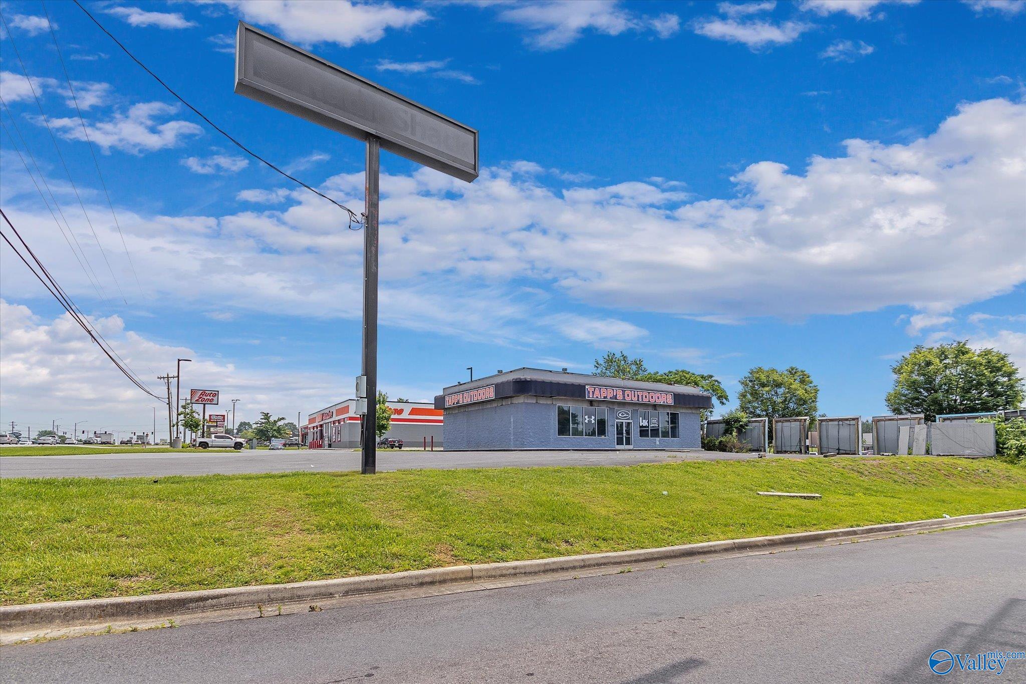 11743 US Highway 431
