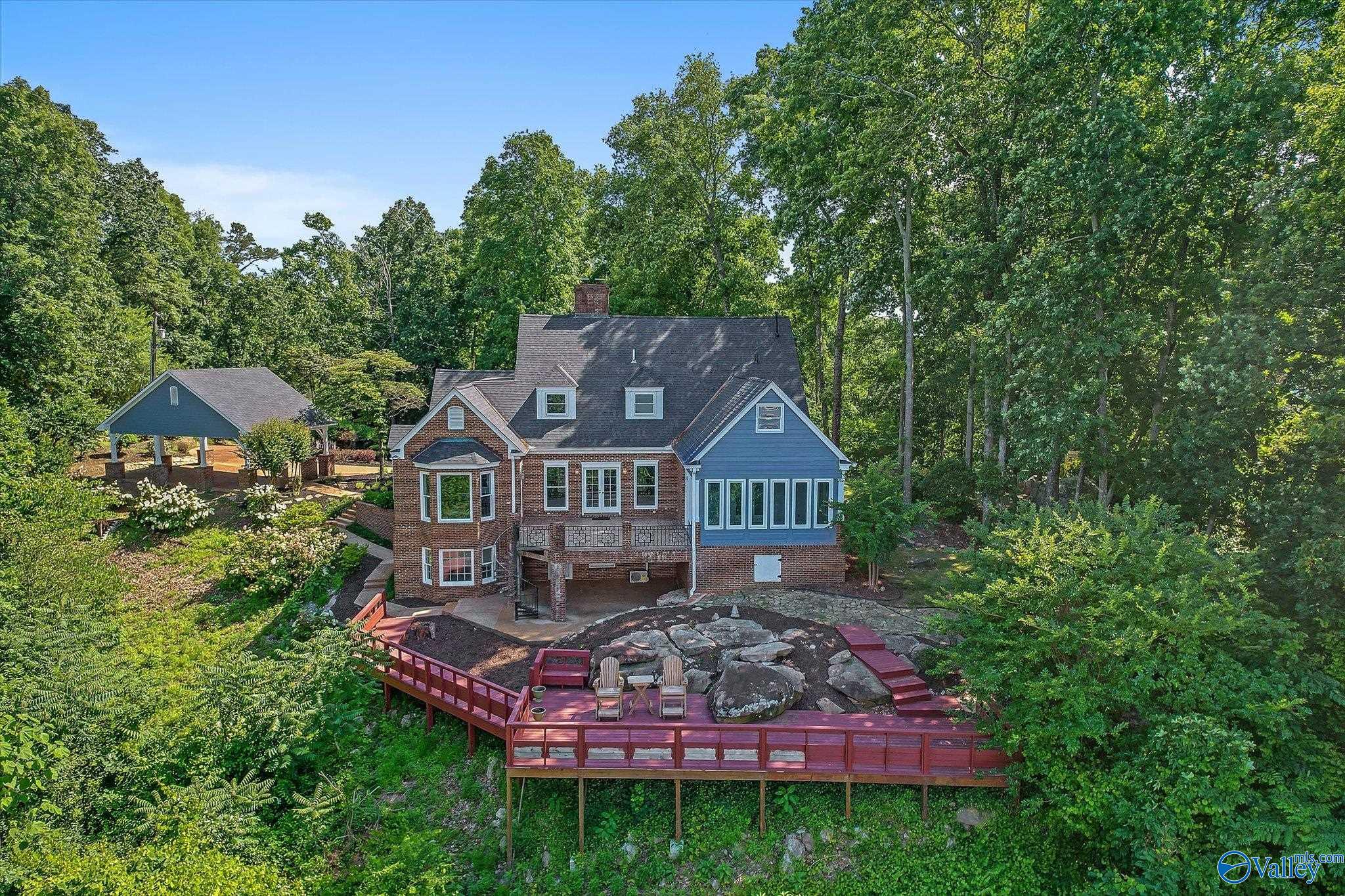 4997 Jackson Trail