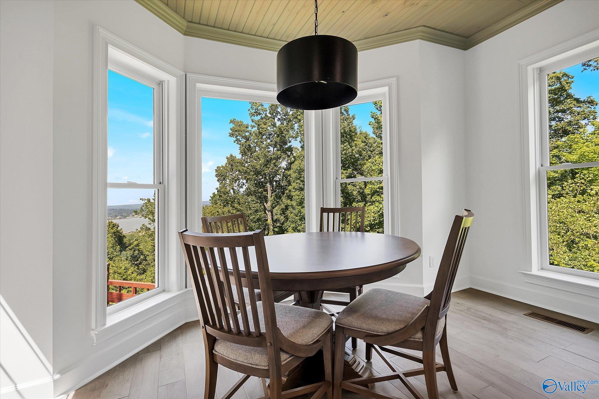 4997 Jackson Trail
