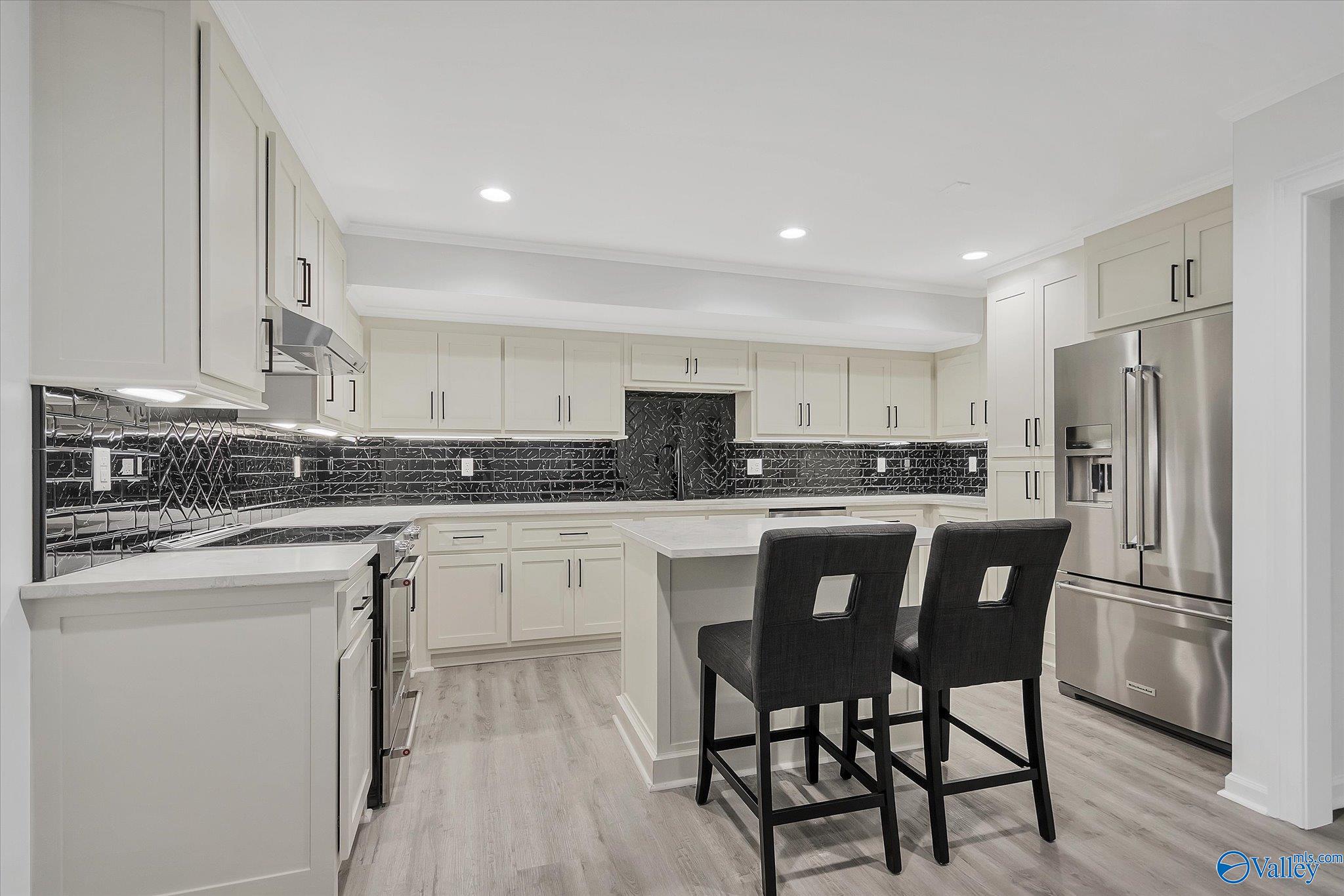 4997 Jackson Trail