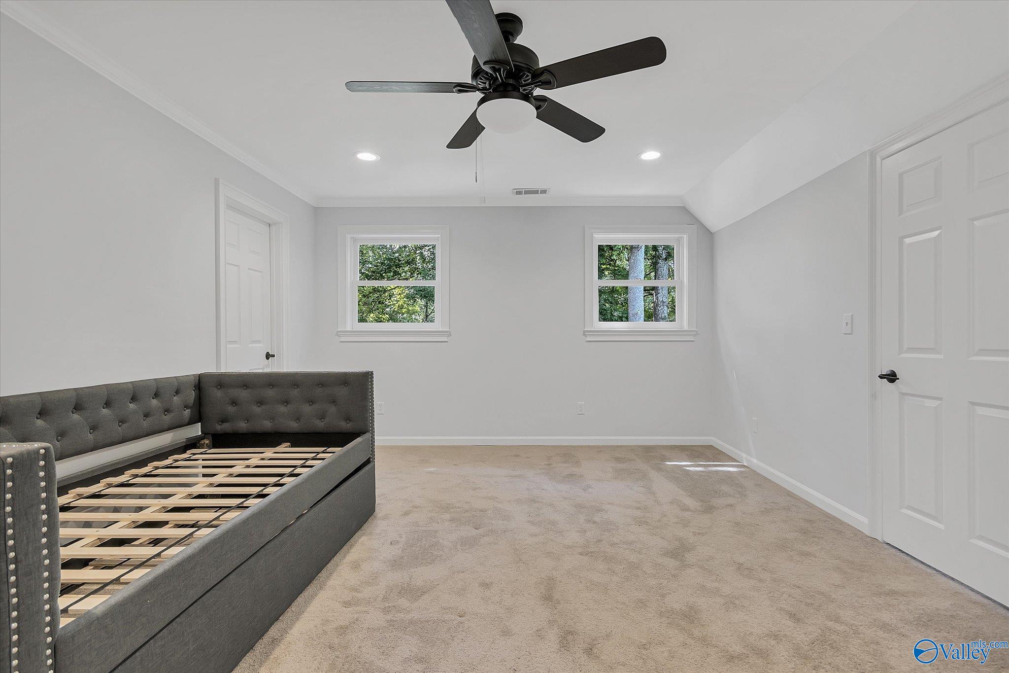 4997 Jackson Trail