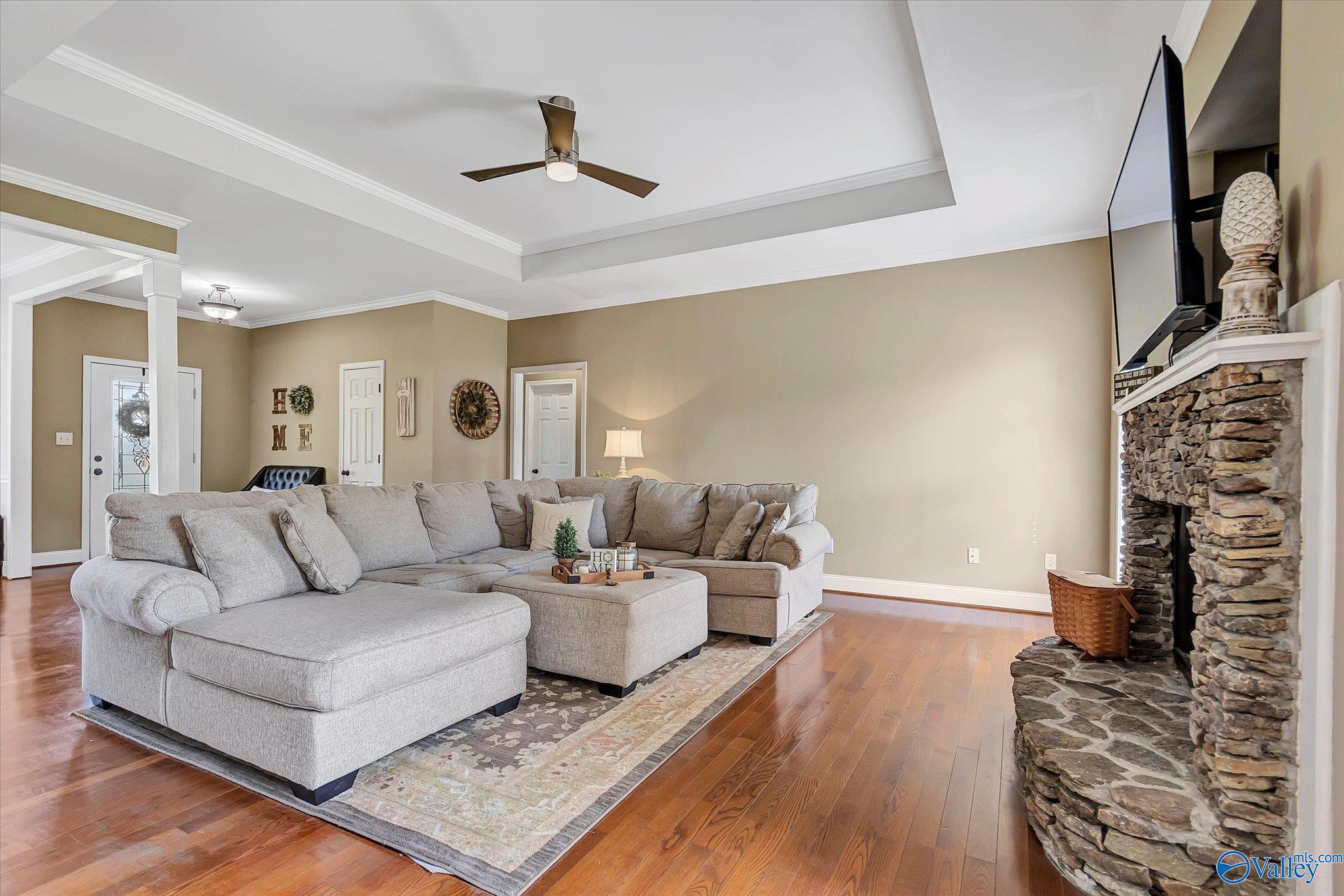 1251 East Main Street