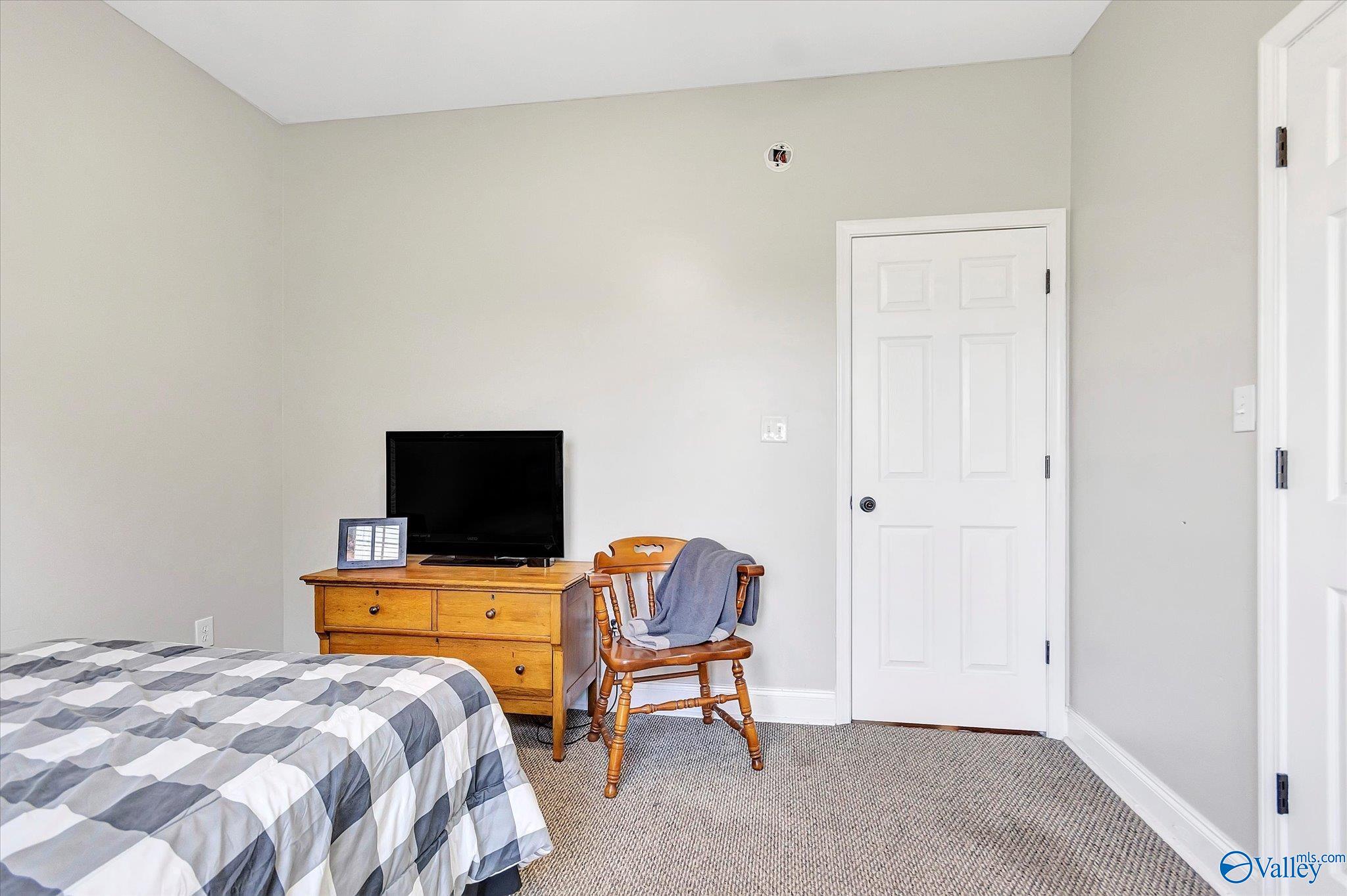 1251 East Main Street