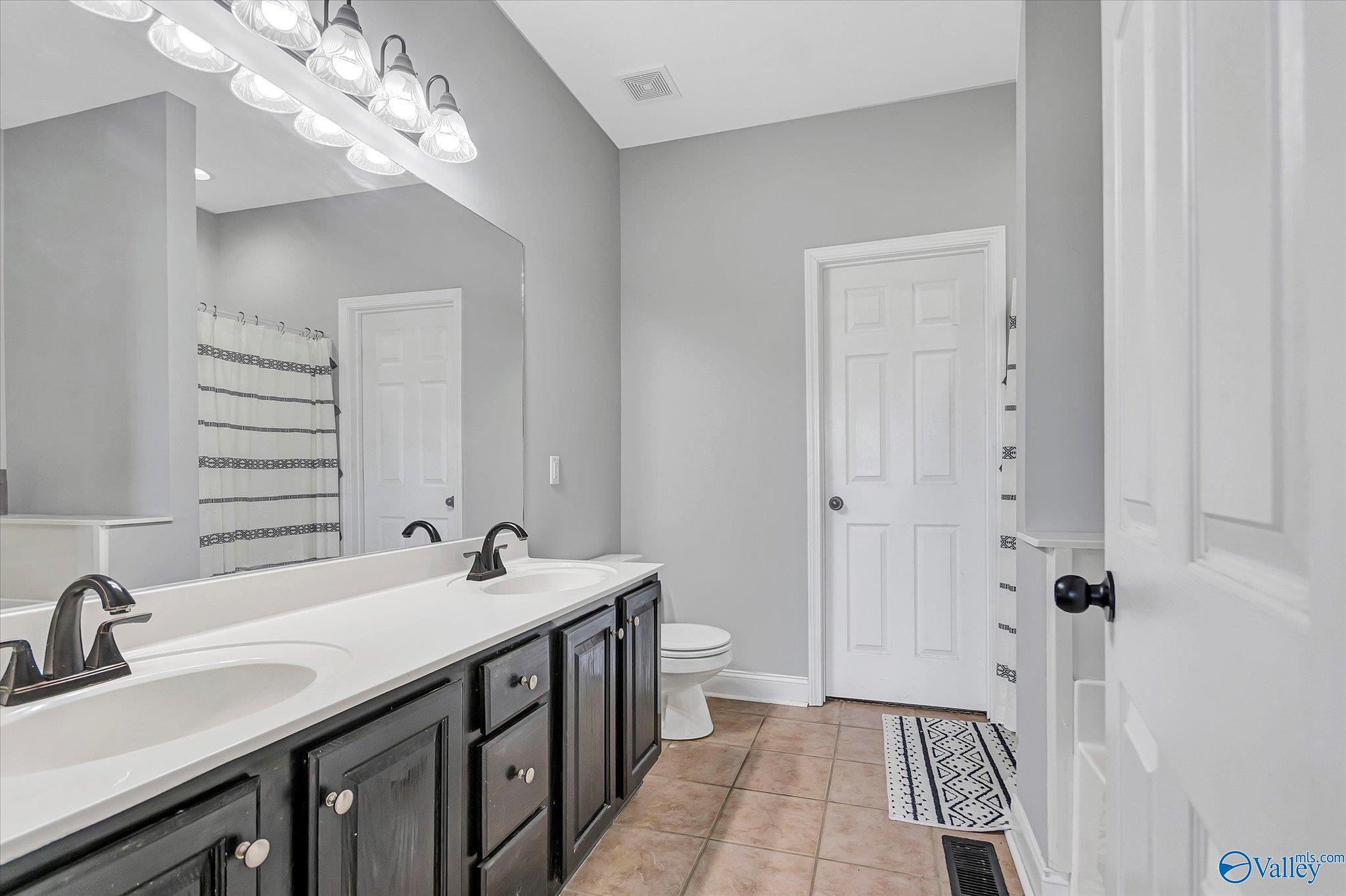 1251 East Main Street