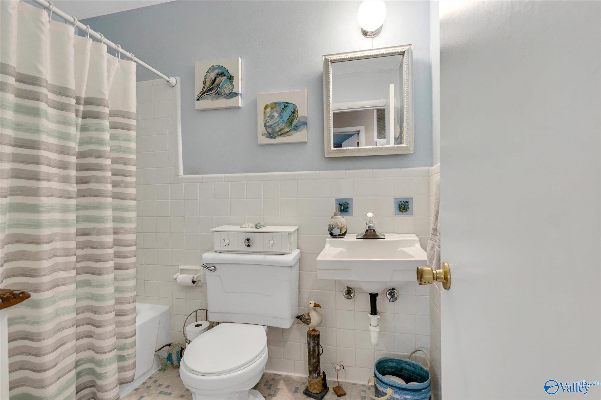 410 Gilbert Ferry Road