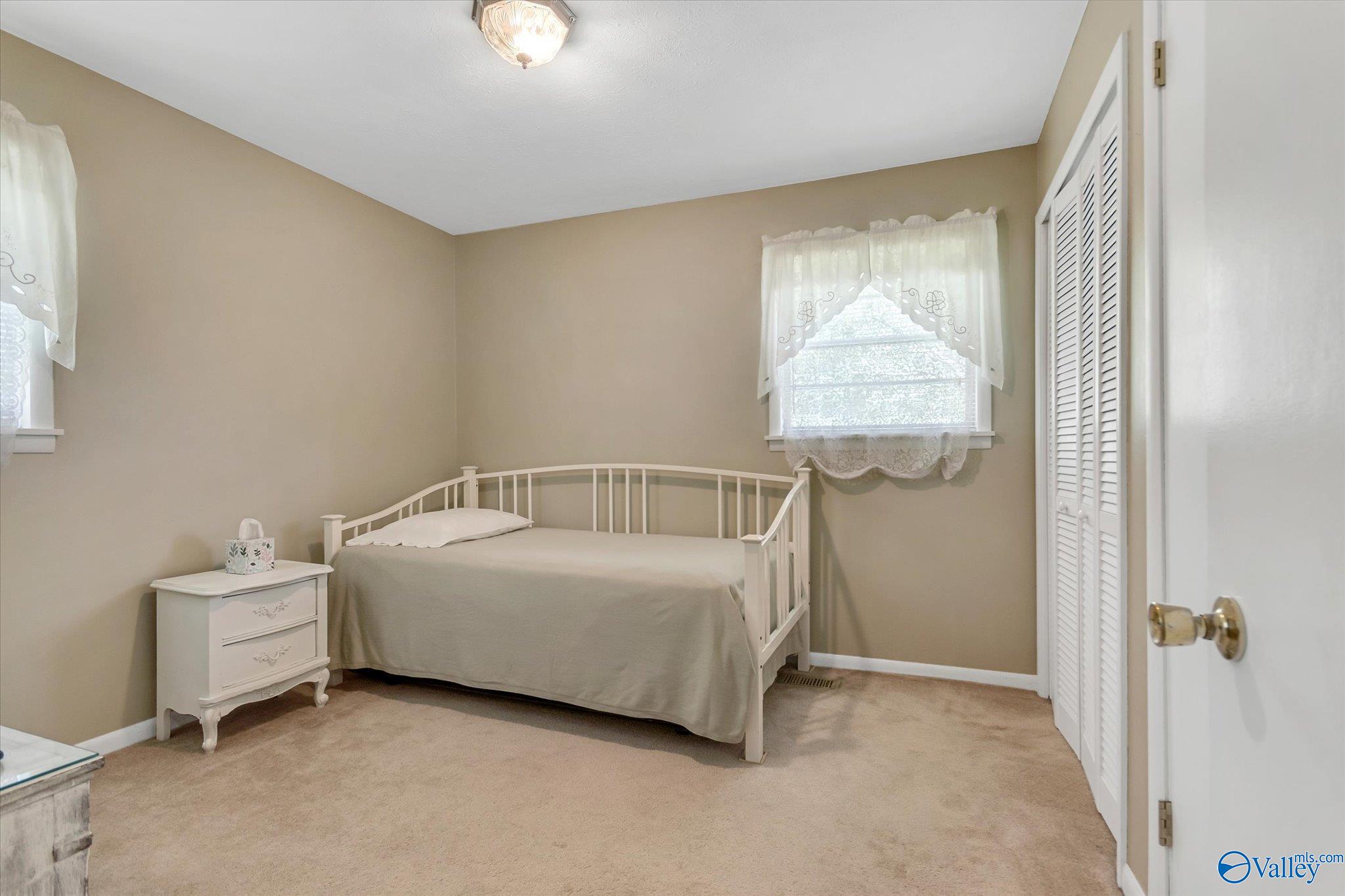 410 Gilbert Ferry Road