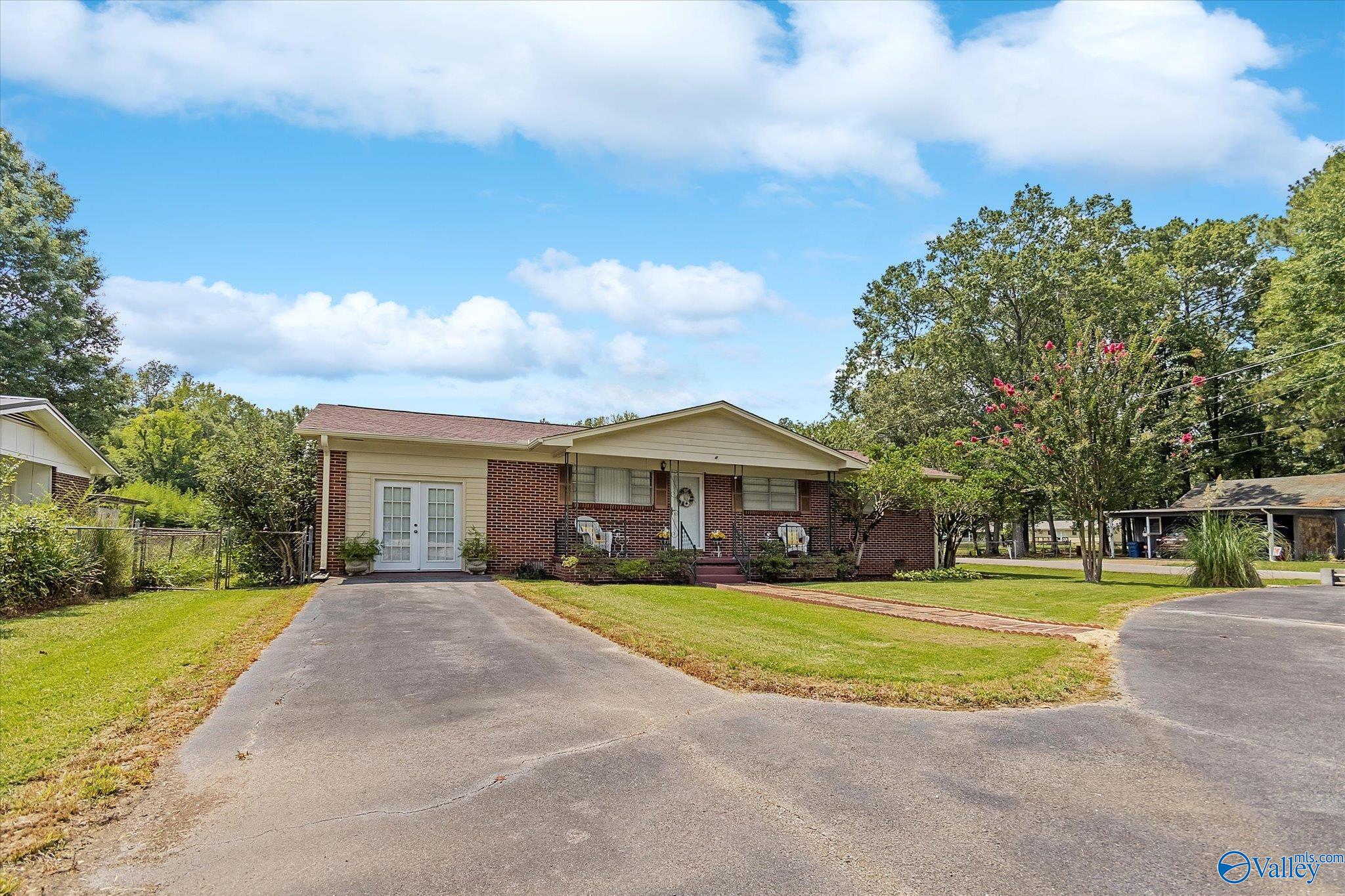 410 Gilbert Ferry Road