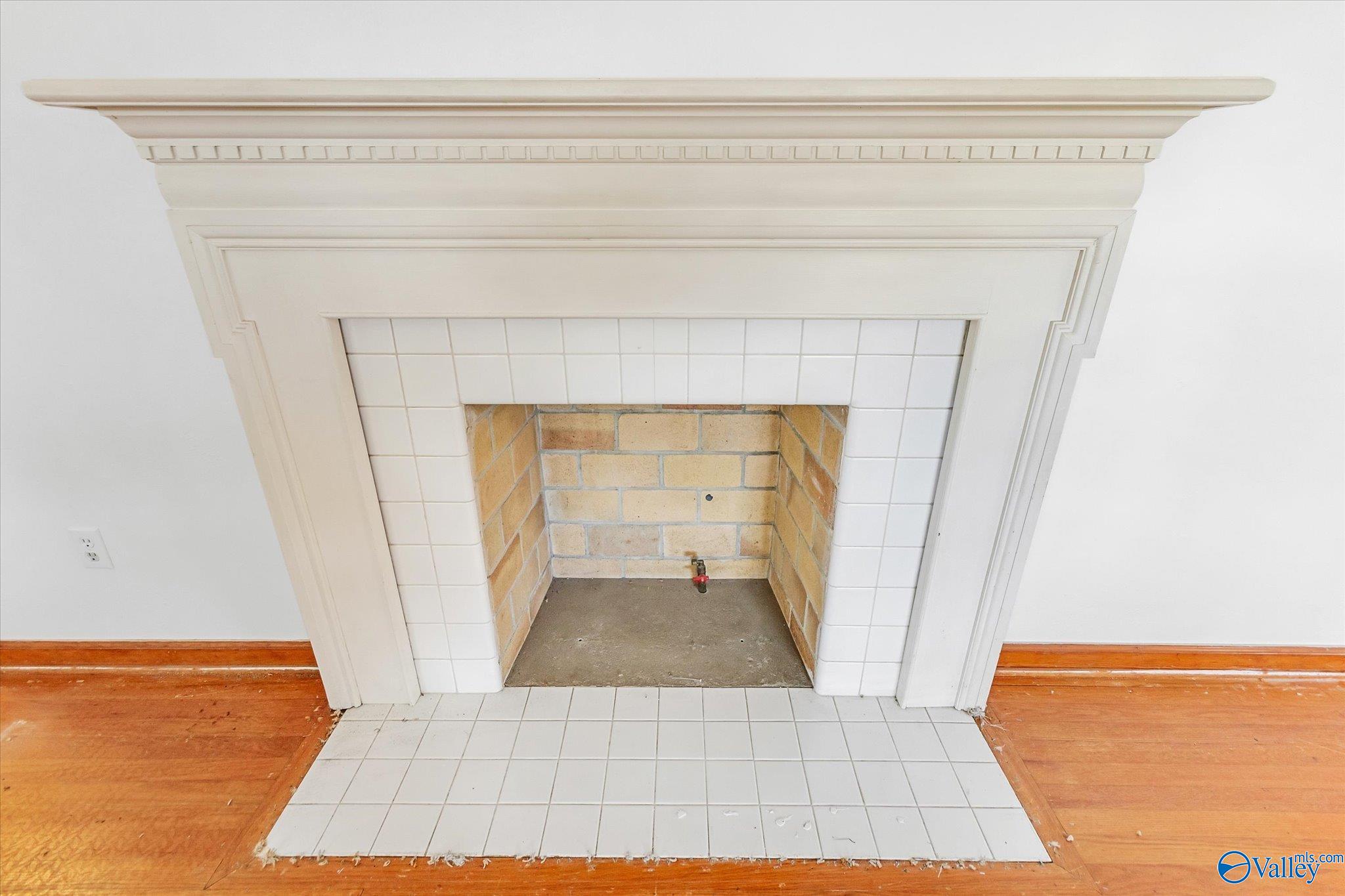 710 NW Monroe Street