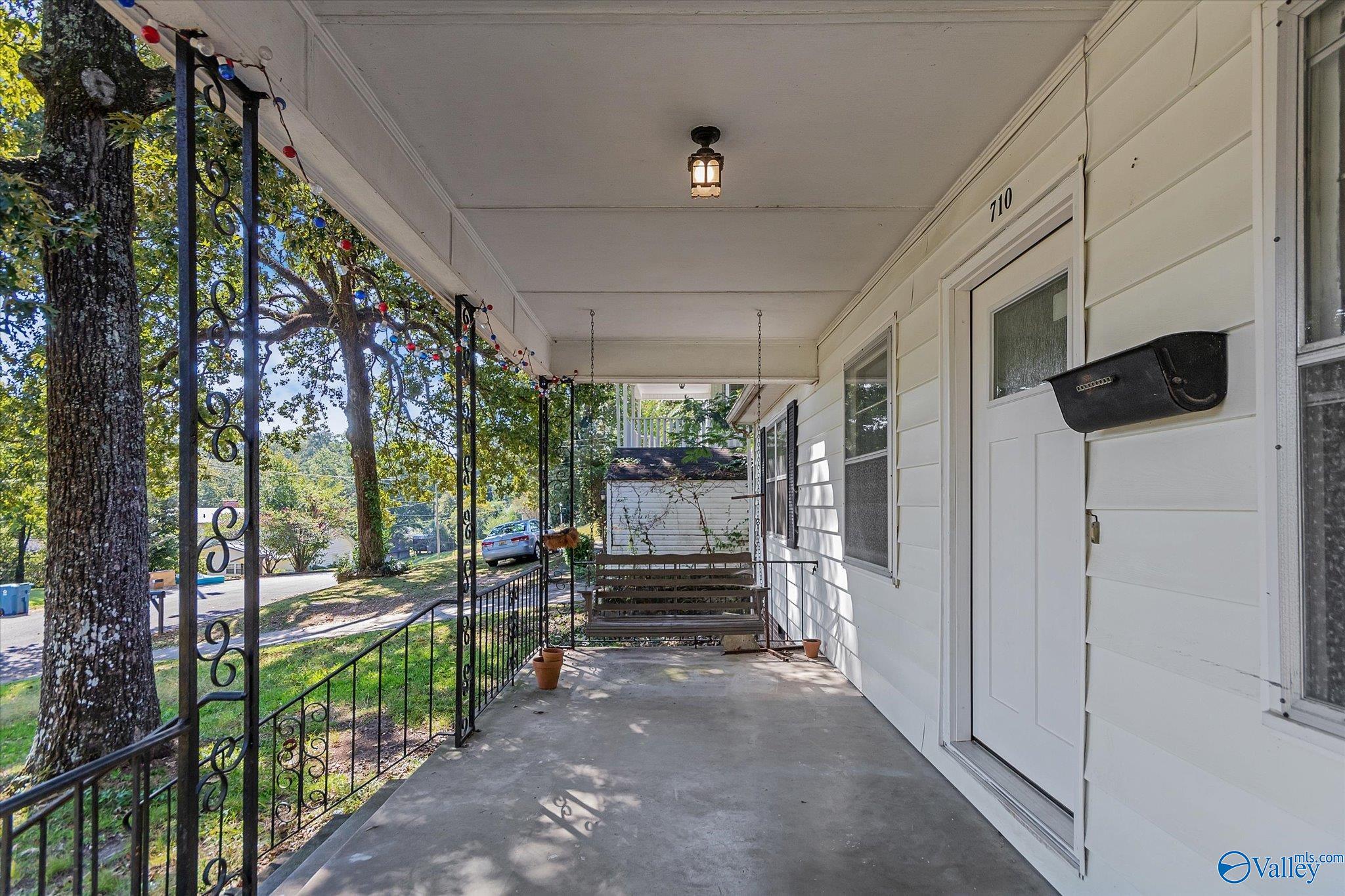 710 NW Monroe Street