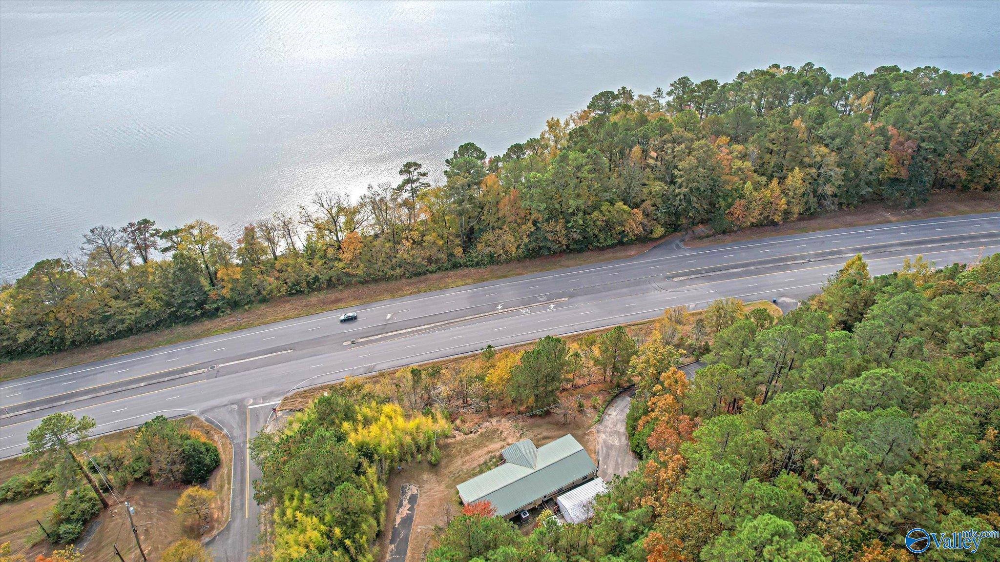 27722 US Highway 431