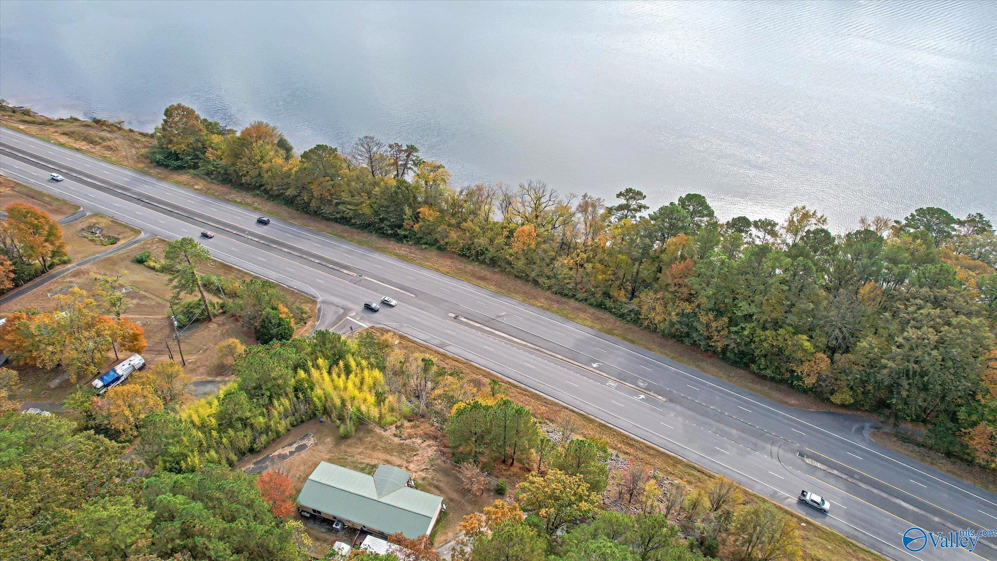 27722 US Highway 431