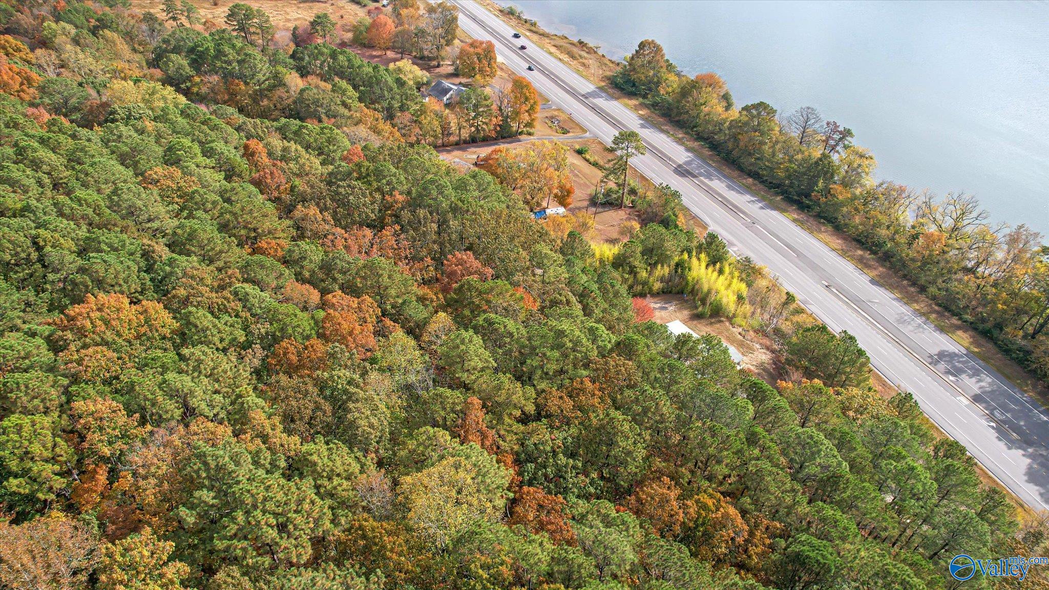 27722 US Highway 431