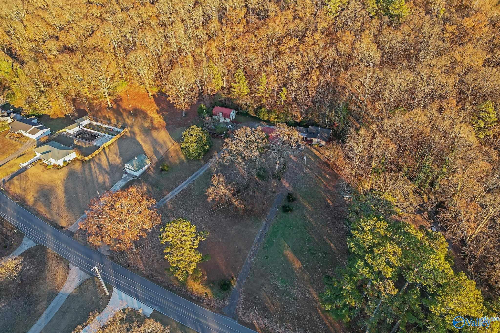 3009 Willow Beach Road