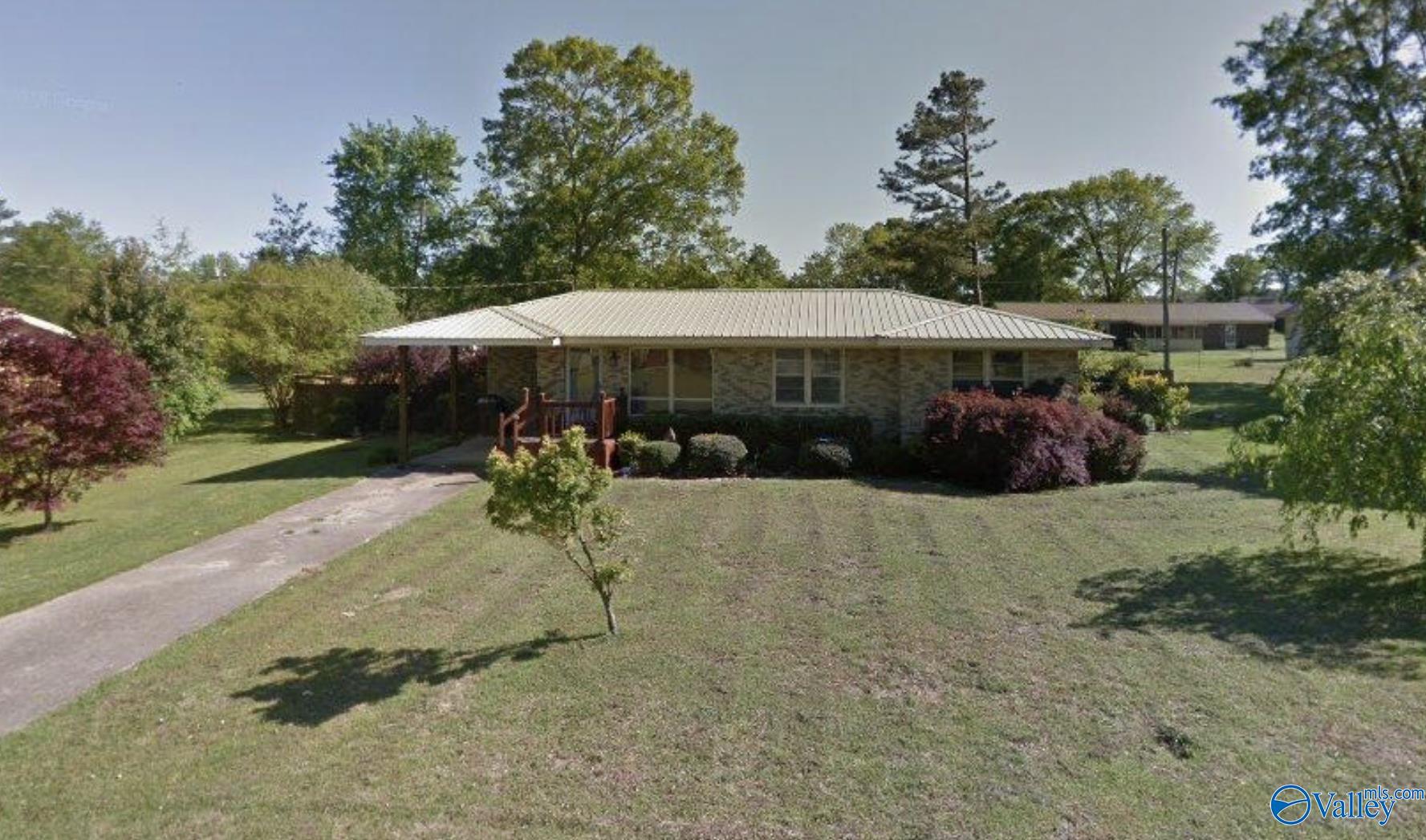 102 West Sims Avenue