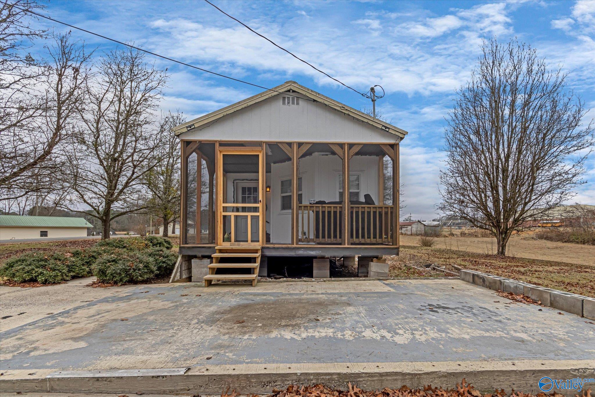 97 Holdbrooks Street