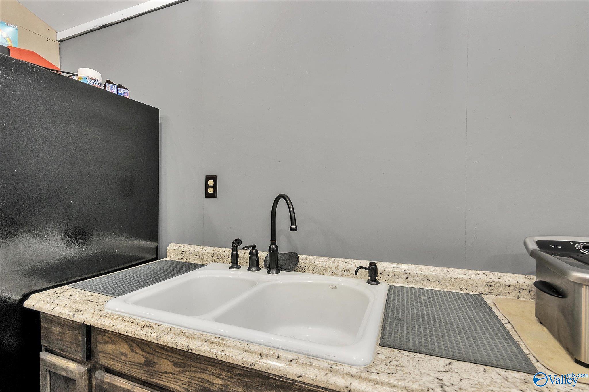 97 Holdbrooks Street