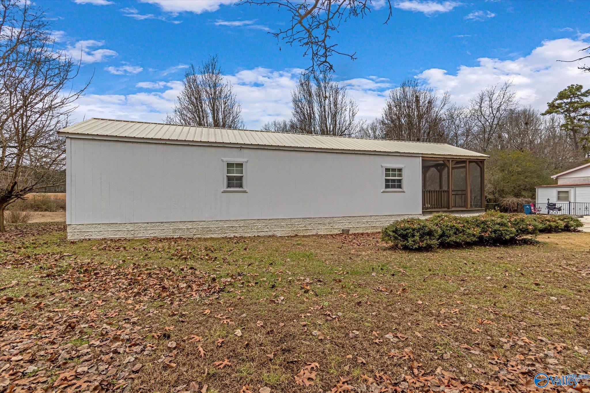 97 Holdbrooks Street