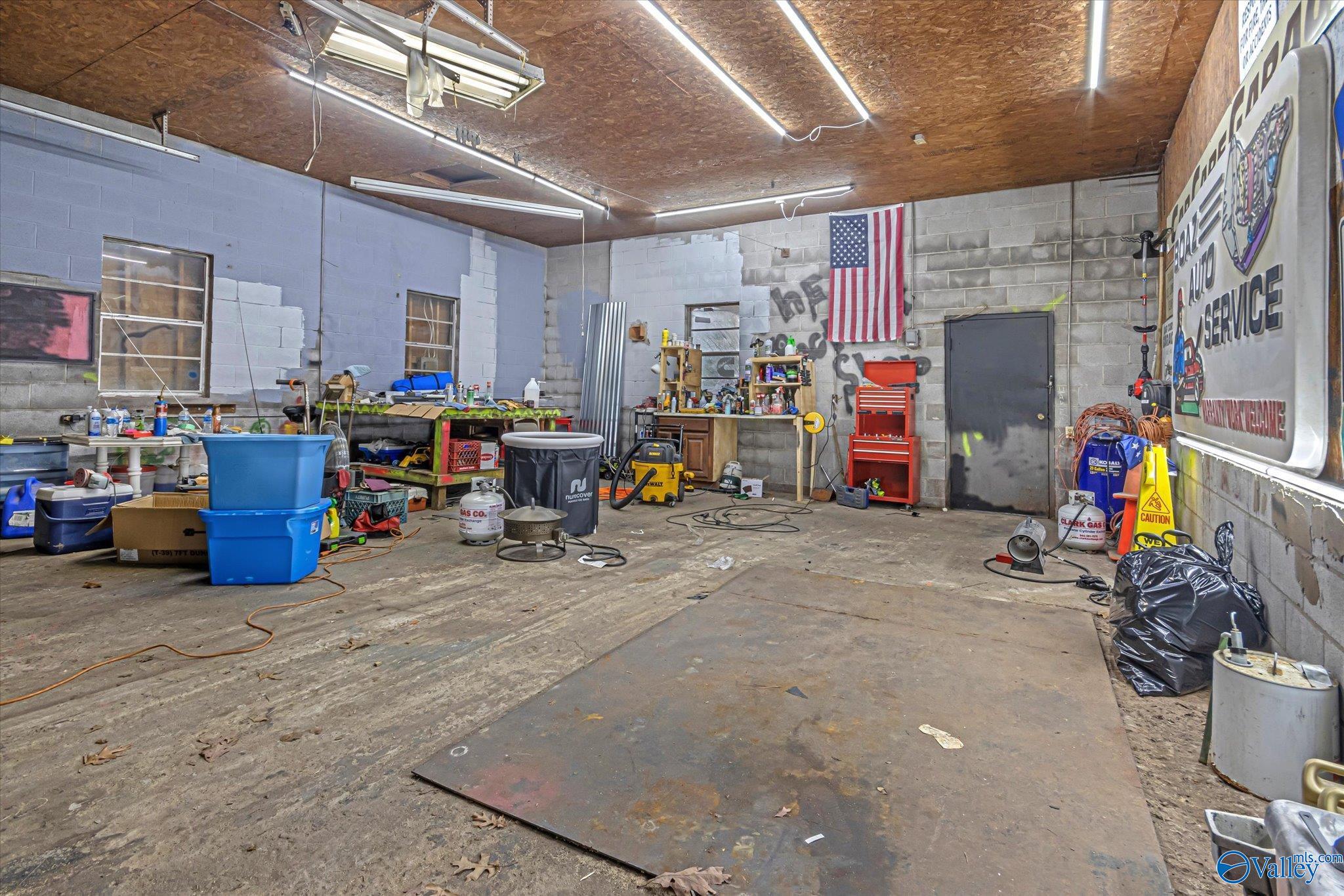 97 Holdbrooks Street