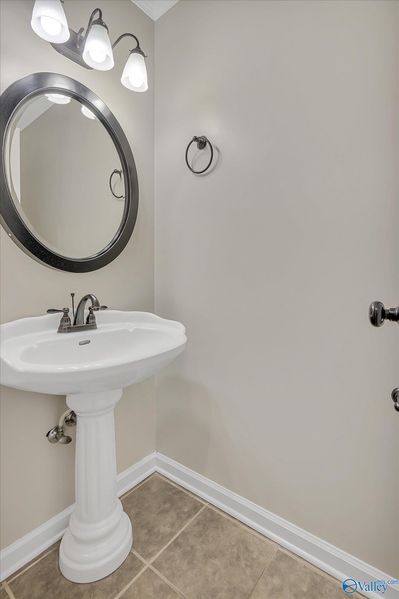 518 Mockingbird Lane