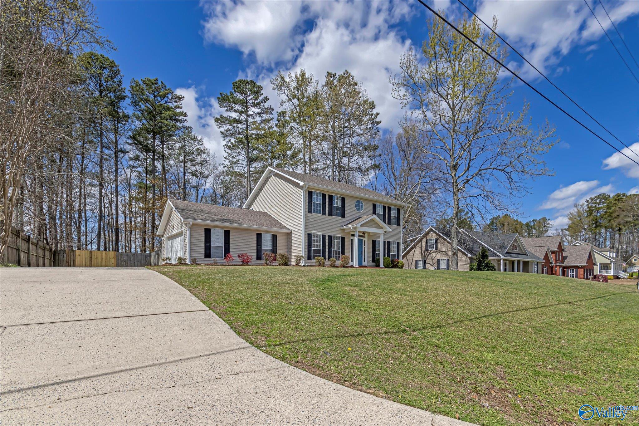 518 Mockingbird Lane