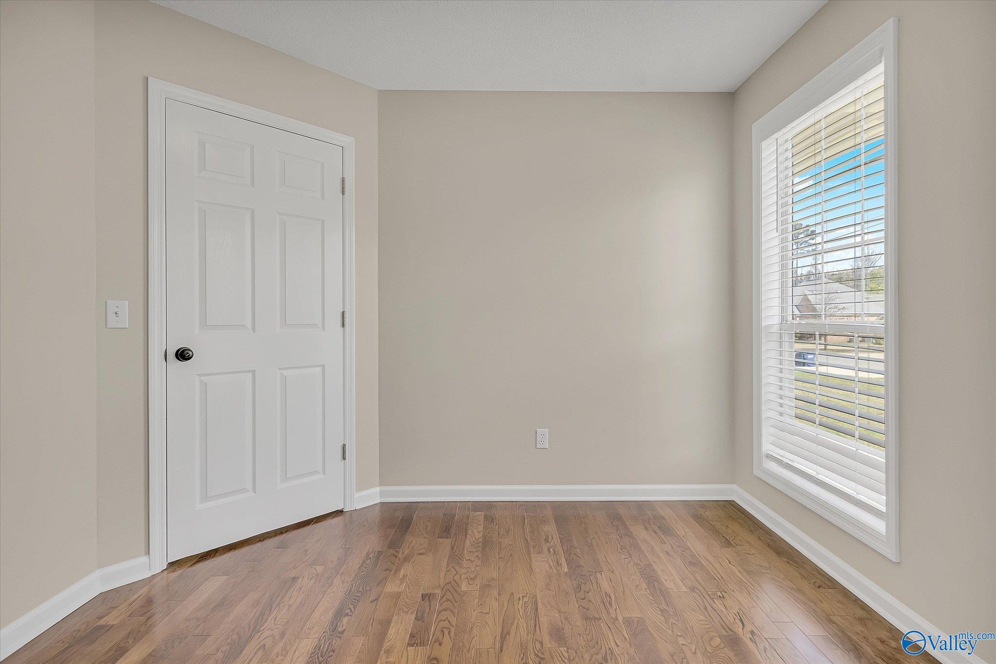 518 Mockingbird Lane