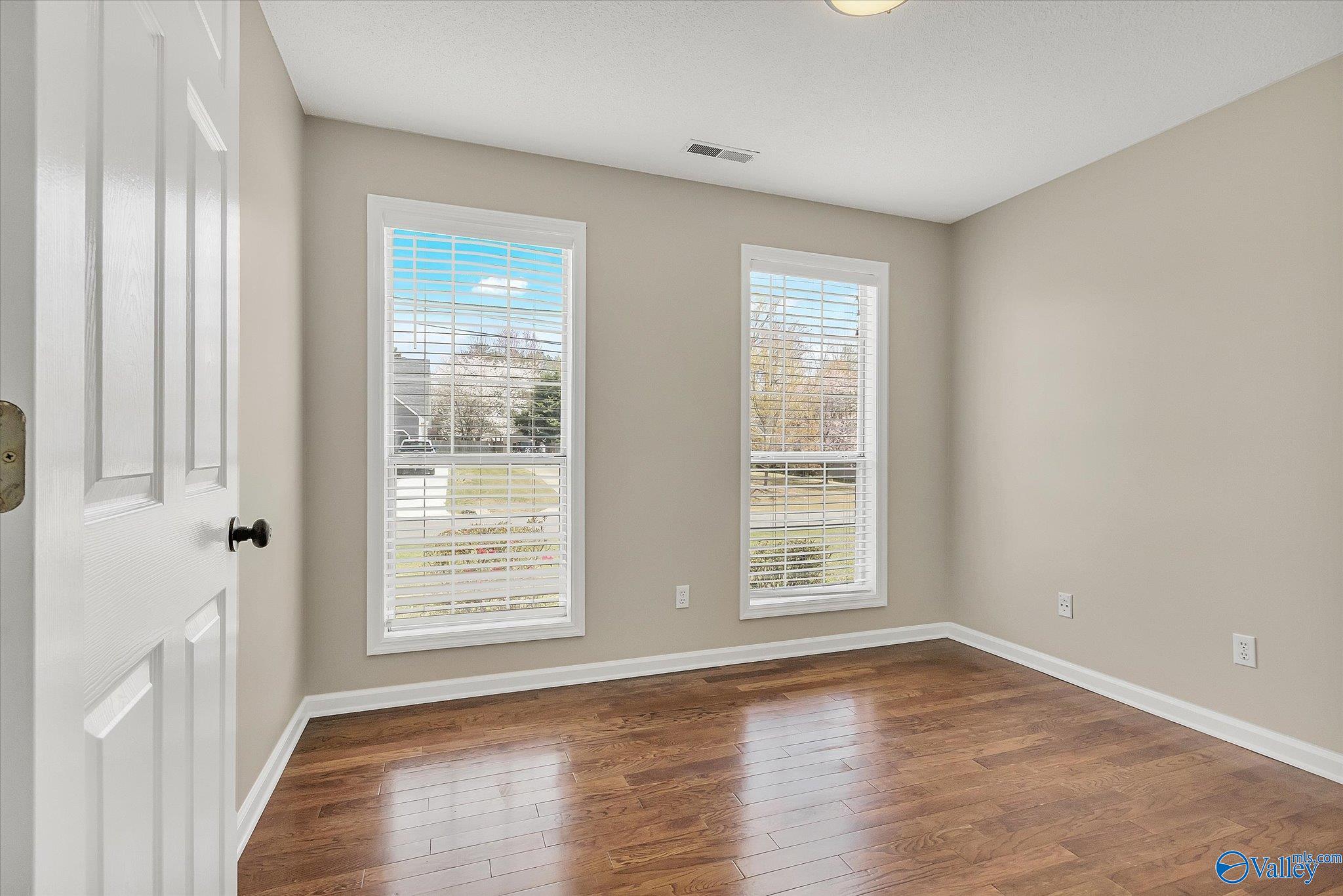 518 Mockingbird Lane