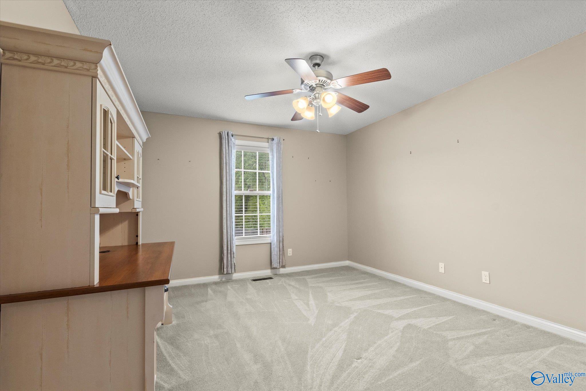 201 Mary Jo Isom Lane