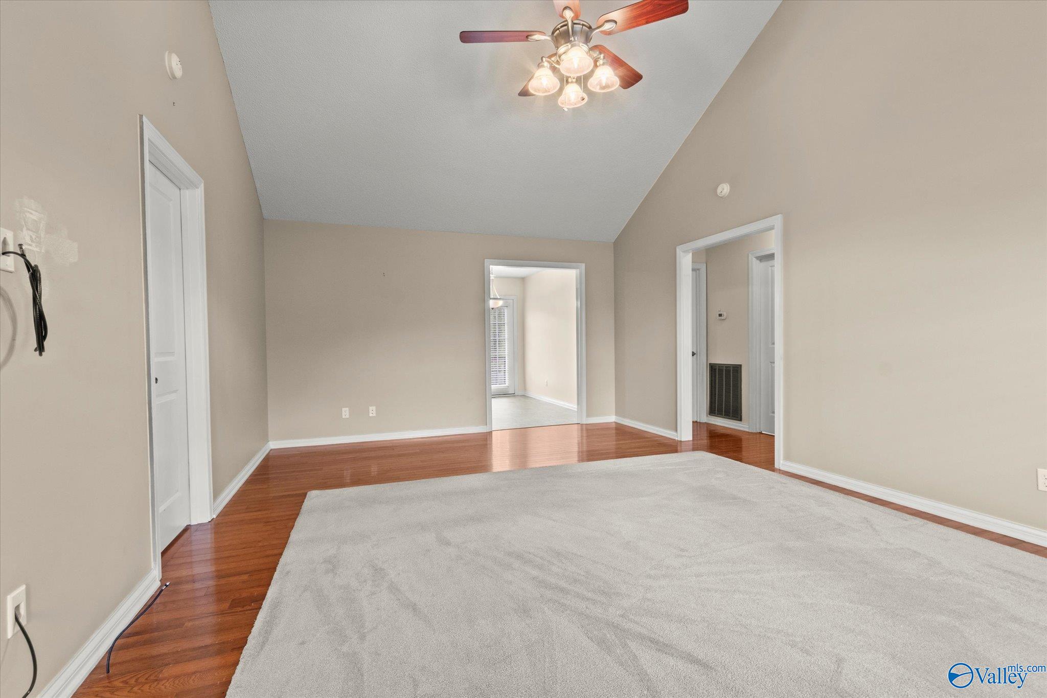 201 Mary Jo Isom Lane