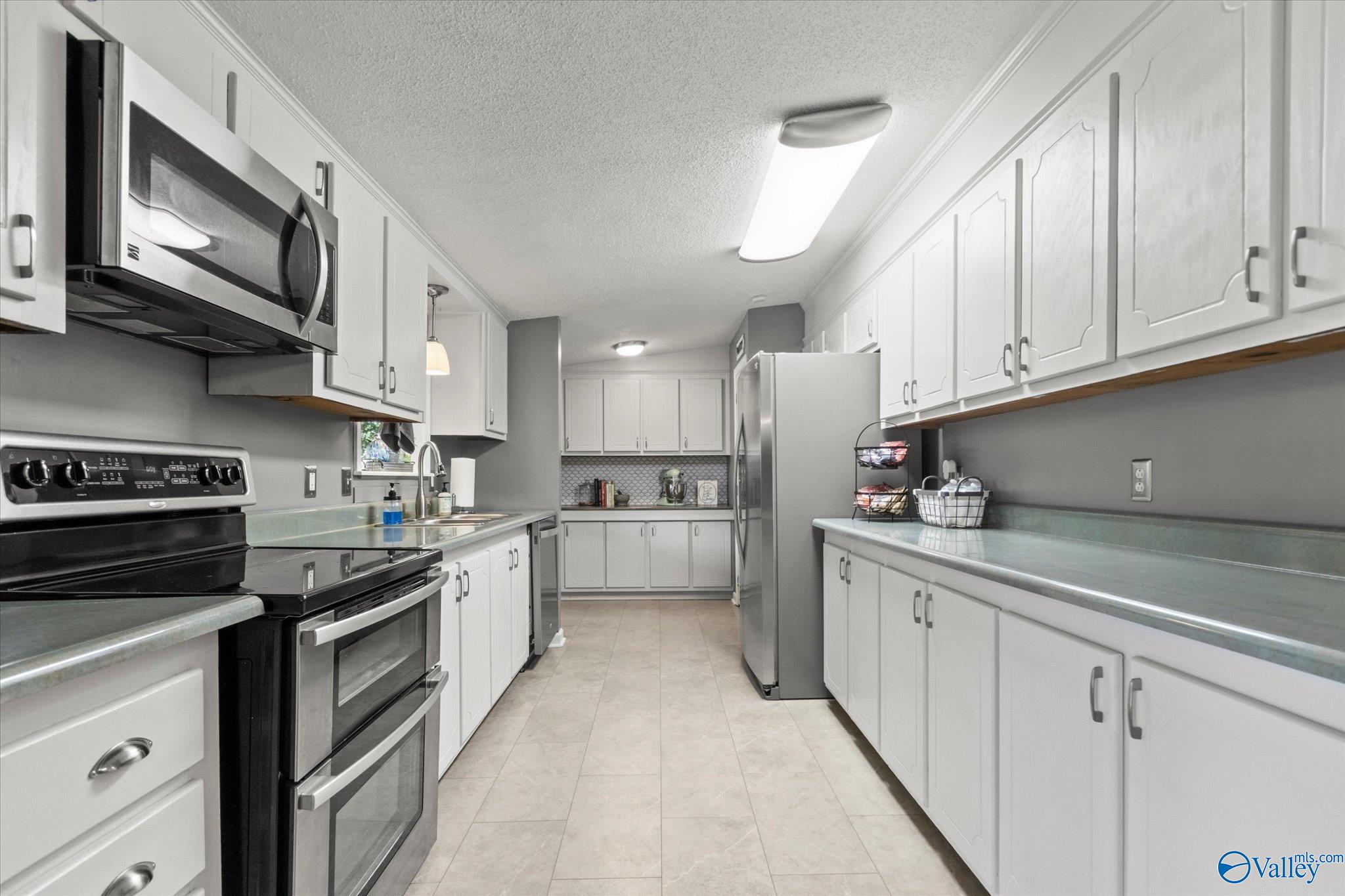 7498 Section Line Road