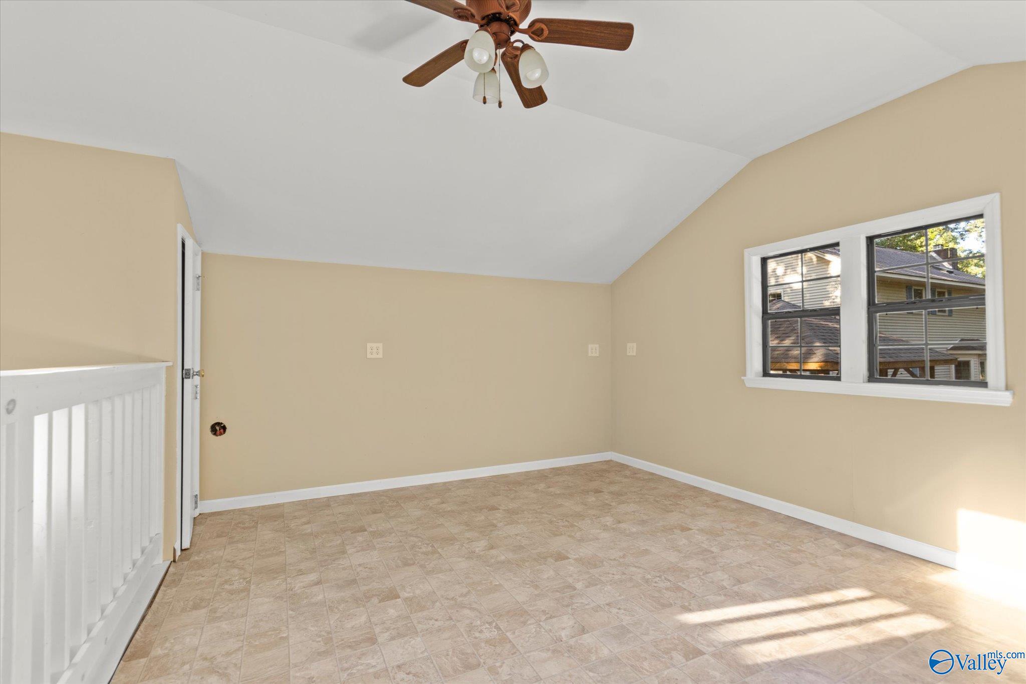 2039 Hickory Trail NE