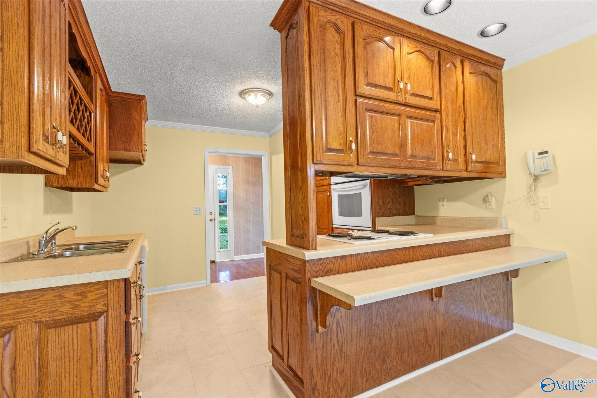 2039 Hickory Trail NE