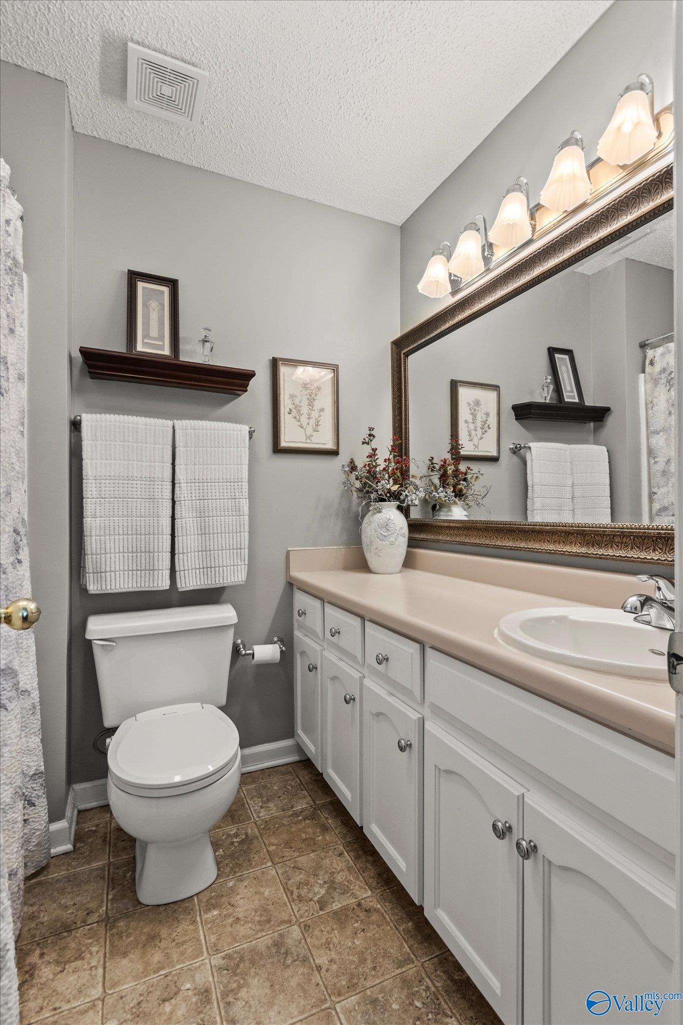 500 Honeysuckle Lane