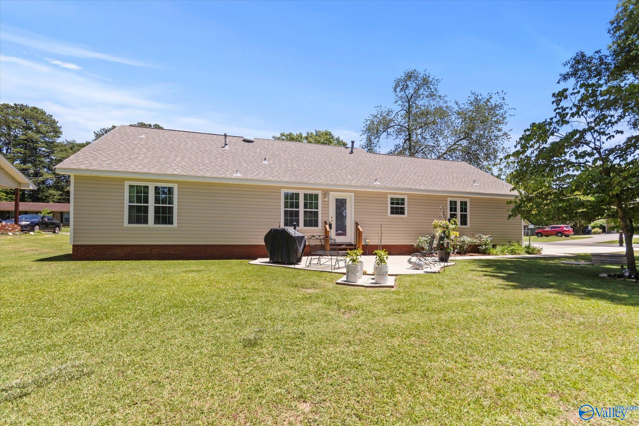 500 Honeysuckle Lane