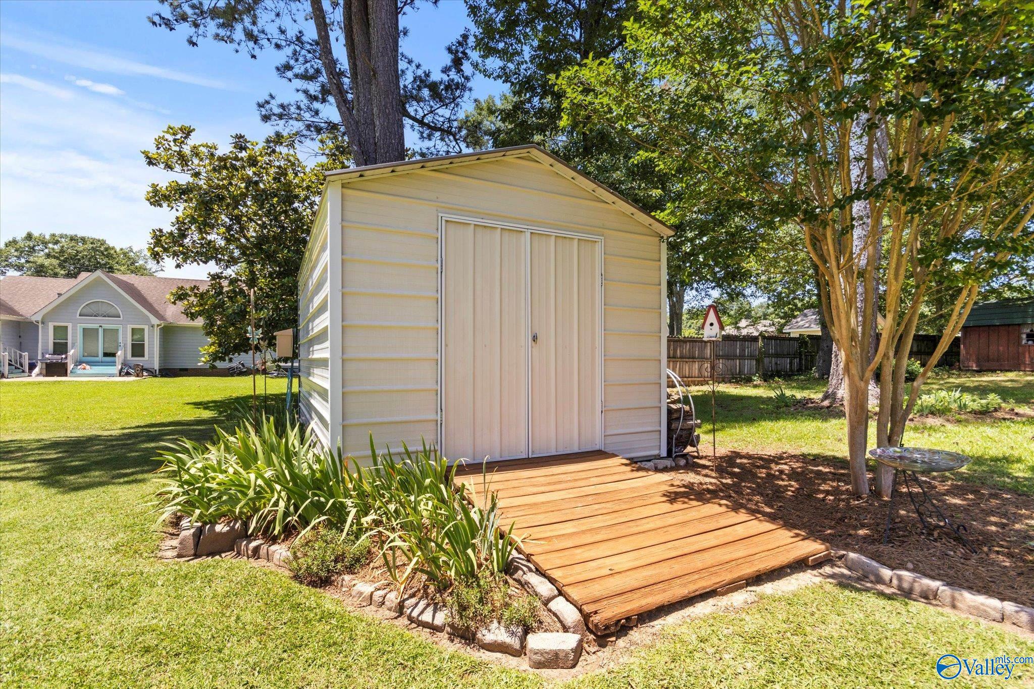 500 Honeysuckle Lane