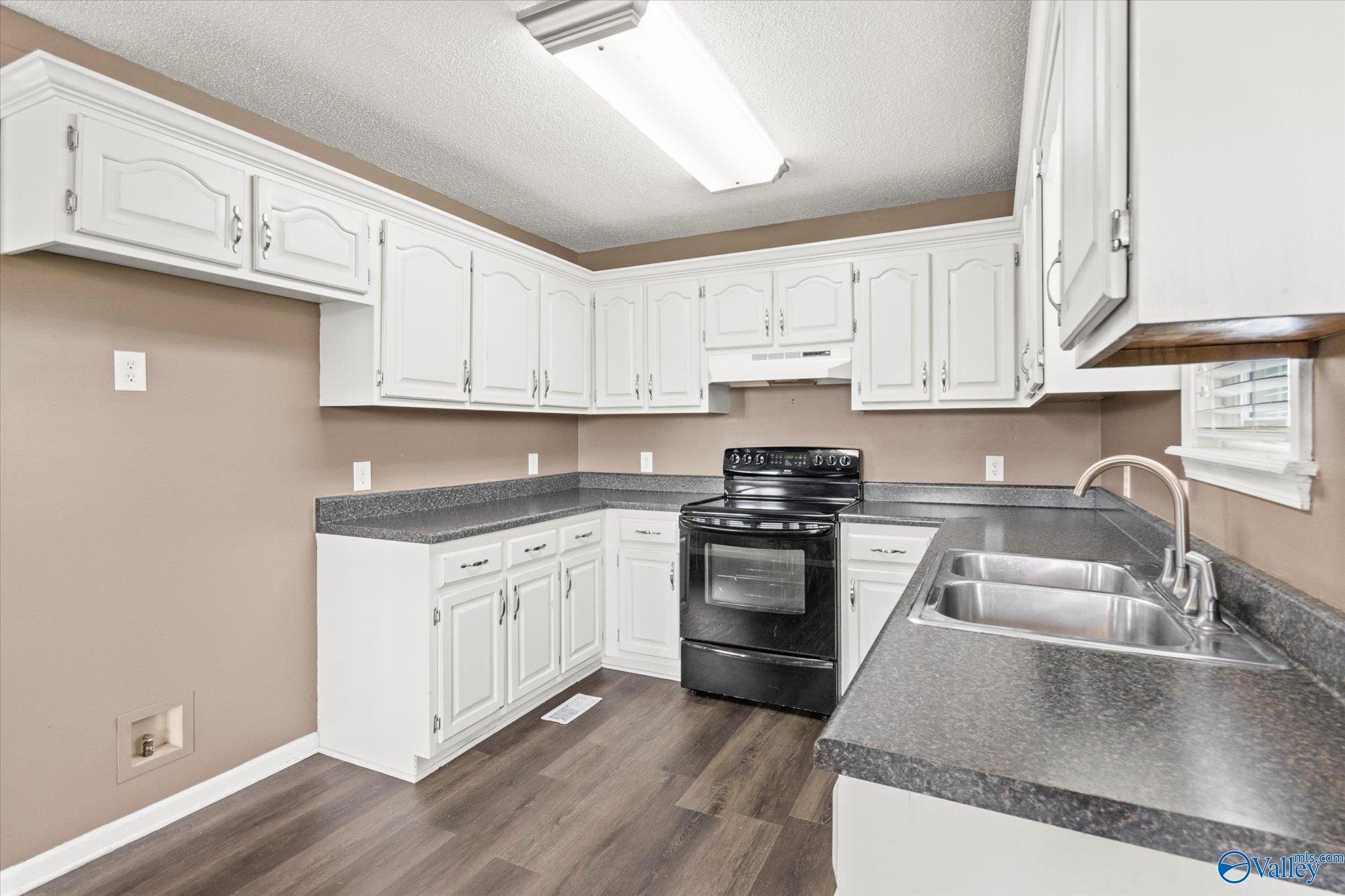 4760 Pleasant Hill Road